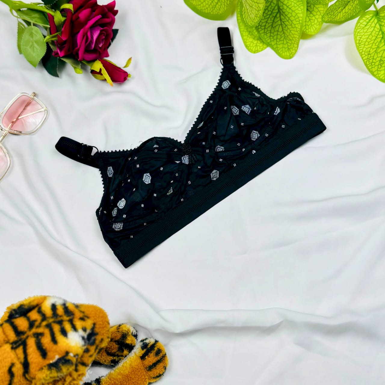 ৩ পিছ ৩ কালার লাইক মি প্রিমিয়াম কটন প্রিন্ট ব্রা